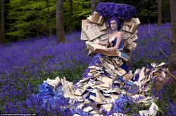 fuckyeahbookarts:  Wonderland Series by Kirsty Mitchell Kirsty Mitchell’s late mother Maureen was an English teacher who spent her life inspiring generations of children with imaginative stories and plays. Following Maureen’s death from a brain