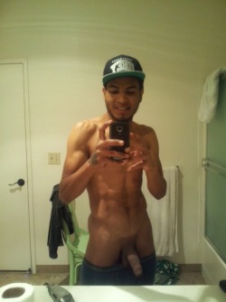 nudeselfshots-blackmen.tumblr.com post 30750924320