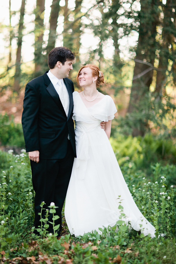 Beautiful redhead, vintage dress, lush wooded backdrop. I nearly died.
Lis & Mike’s Wedding | Lindsey Ocker Photography