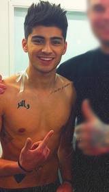 beautifuldirectionboys:  One Direction → Shirtless 
