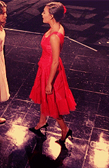 dantanchel:  “Devil in a red dress.” 