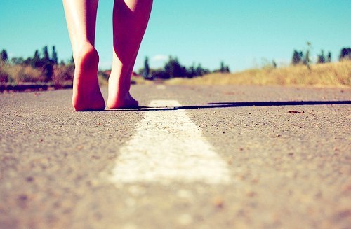 me-andmy-heart:  ’ Sabia que eu te amava ? - É, eu te amava, acho que ainda te amo, mas tenho motivos suficientes pra te esquecer, efarei.