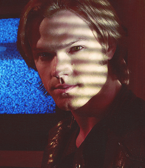 wendibird:fentasticical:100 pictures of Jared Padalecki  » 27/100Oh man… I feel like Soulless Sam fo
