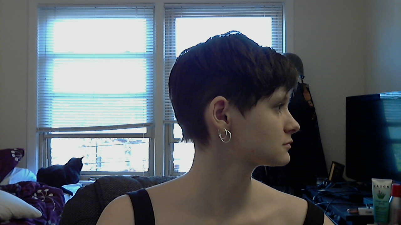 Got my hair cut even shorteeerrrr and I&rsquo;m super happy about it. Next time