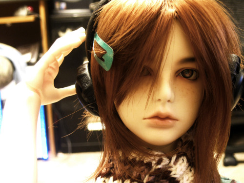 Headphones   ♪ ♫