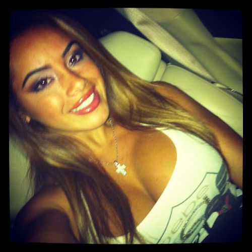 badbroads:  http://badbroads.tumblr.com/ TJ’s *****Beautiful Sunday*****