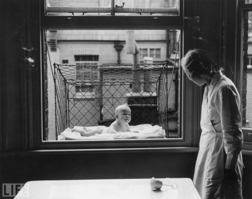 Sex Baby Cage, 1937. pictures