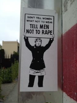 thebrokenheartedthatstillsing:  pleonasticfantastic:  These are all over Seattle.   SEAAAATTTTLLLLLEEEEE THE PLACE 2 B 