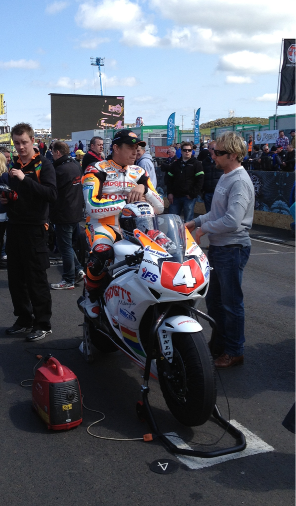 John McGuinness and Carl Fogarty in conversation before the NW 200 final superbike race.
Photo by Cooperbiker.