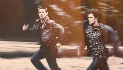 awesomewinchesters:“Supernatural” | Dead in the WaterTHE BOYS RUNNING. UNF