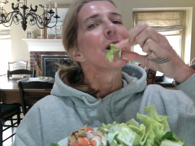 pootsy:  I FOUND A SET OF PHOTOS OF MY MOM EATING SALAD ON HER COMPUTER??? I’M