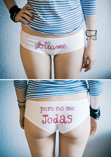 socrates669:  sin título by heymercedes on Flickr.Fóllame pero no me jodas.
