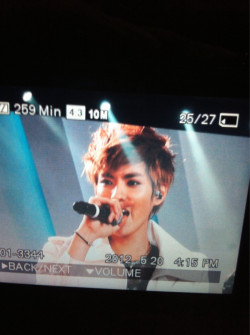 Fuckyeahkrisluhan:  During Rehearsal ;A; Cr : As Tagged  Look At That Perfect Face