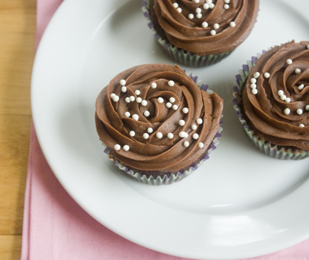 gastrogirl:  double chocolate birthday cupcakes. 