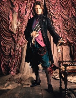 paomama:  David Bowie by Mark Seliger NYC, 1999                                         Hello Mr. Bowie.