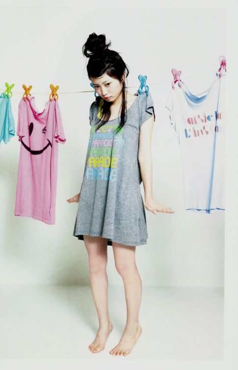 miraisuki: Mirai fan? follow my blog!:))