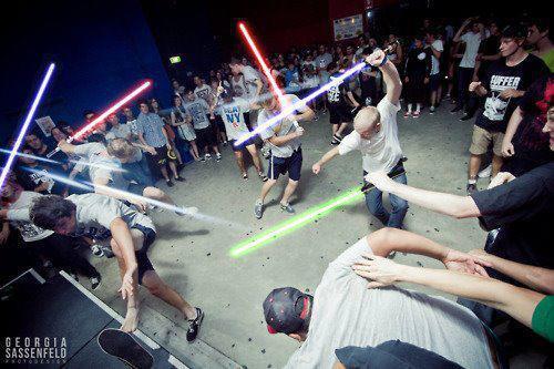 c4rrion:   MAY THE MOSH BE WITH YOU  best thing ever 
