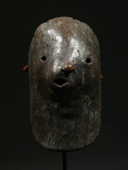 farfromthetrees:  Zoomorphic Shaman’s Mask