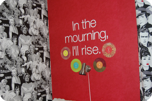 paramore-blackandwhite:  My Paramore room. Love. 