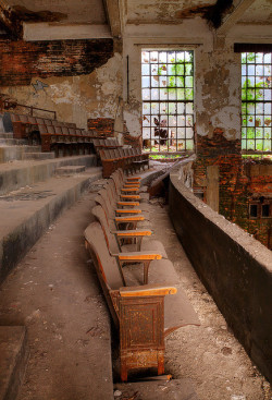 dedicatedtodecay:  Abandoned church auditorium,