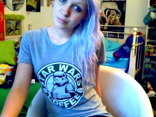 letsfucktillthesunscomesup:  I’m sorry but anybody who doesn’t think this shirt is perfection is retarded..like really 