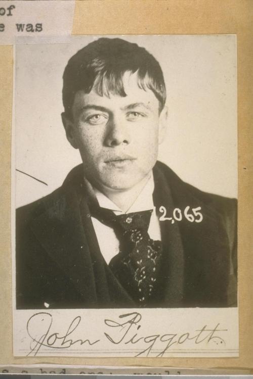 Mugshot of John Piggot, arrested for larceny, 1903, Chicago.