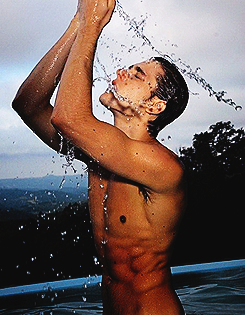 landslidesongbird:  Marlon Teixeira.