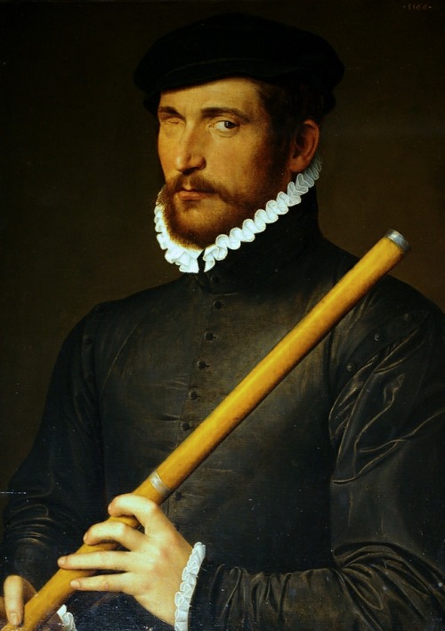 brazenswing:  École française: Portrait d’un flûtiste borgne, 1566. 