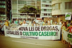 marchadamaconha-legaliza:  Marcha da Maconha - Rio de Janeiro 