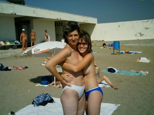 Porn photo nakedparents:  Topless mom and daughter!