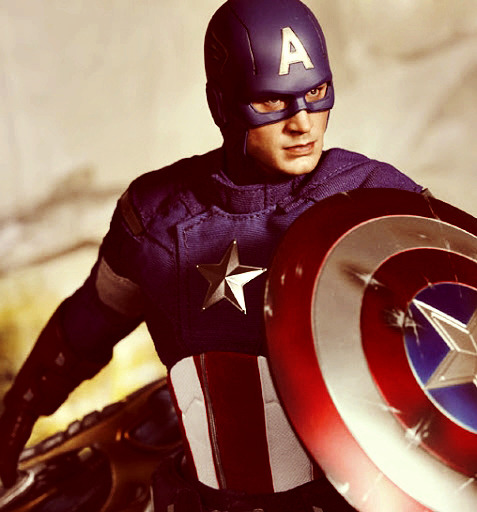 takesome:  I just pre-order Captain America Limited edition from Hot toys! Can’t