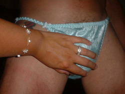 straightpanties:  Panty grab 