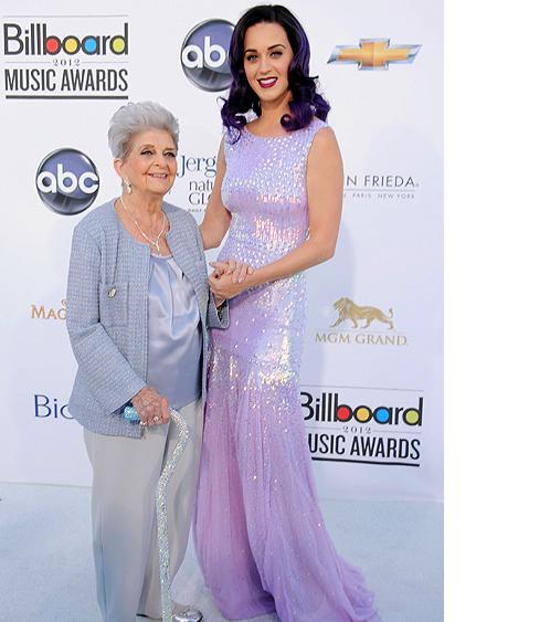 Katy Perry’s elven grandma, you are our new hero. Check out that bedazzled cane!