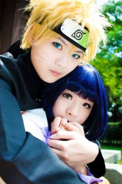 nescaucolatra:  Elas mandaram muito bem no cosplay ~.~ Nem acredito que são duas meninas D: 