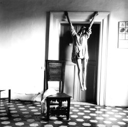 self-discovered:  Francesca Woodman, Self-portrait, Rome, 1977-78. 