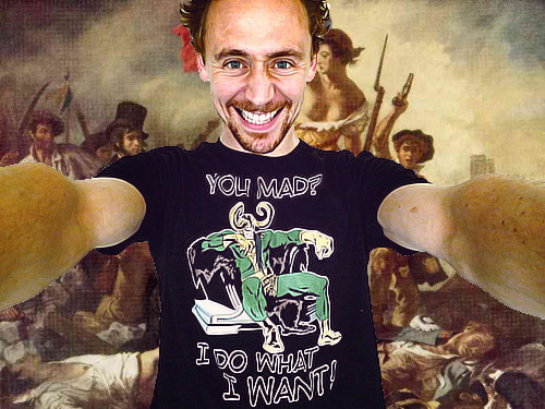 weaponizedwit:avenging-gleefully:tomhiddlestonfans:this is why I shouldn’t be allowed to have photos