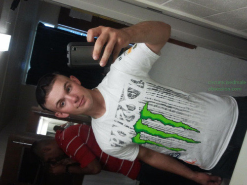 biblogdude:  Bro i’m down to Oceanside all the time. Hit me up and you can get that taken care of thecircumcisedmaleobsession:  22 year old straight Marine stationed in Camp Pendleton, CA SUCH an effing cutie!!!! 