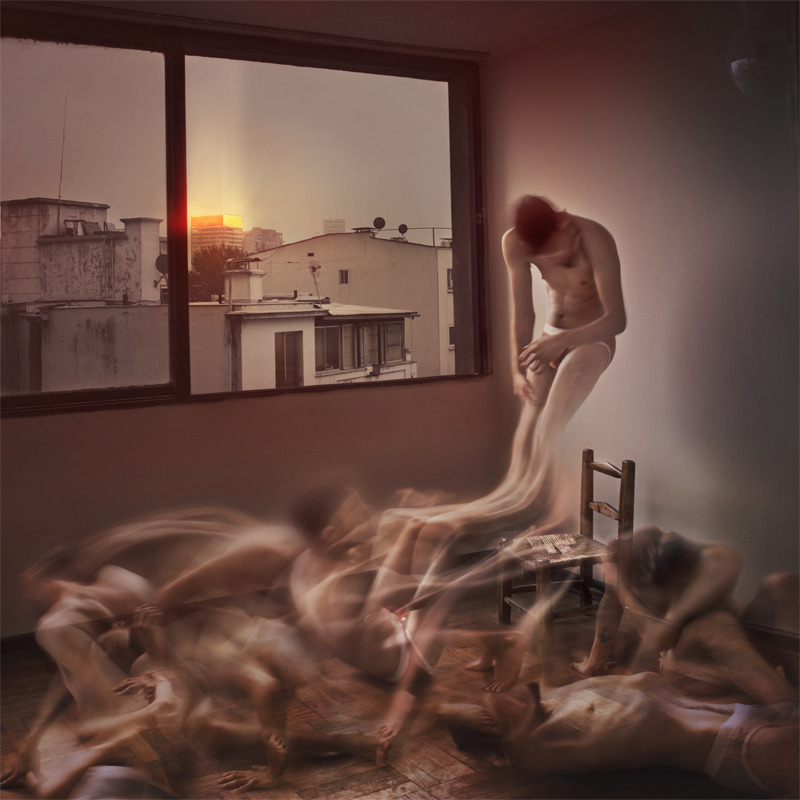 jonjacobsen:  THE ANXIOUS ROOM “El cuarto ansioso”, de la serie “H O M E”