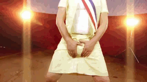 lavioladoradetubarrio:  igotnomotivationow:  esa es la presiiiii!!!  *PRESIDENTE TRAVESTI CAMBIARA TU VIDA (8) 