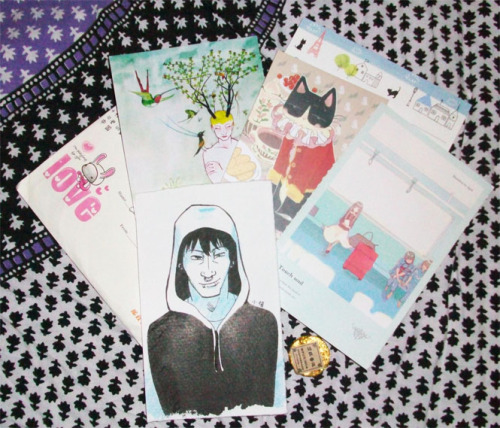 Got a lovely package from the supersweet Xiao Mao! She sent me a letter, some really cute postcards,