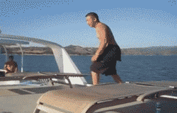 the-absolute-best-gifs:   (via/follow The Absolute Best GIFs)  