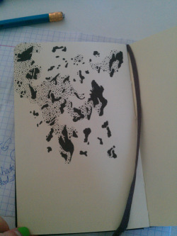 Today at school I started a new freaky painting))I&rsquo;m going to fill all this page with this nice texture :з