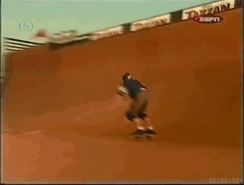 kisuukko:  On July 27, 1999, Tony Hawk was the first skater to land a 900. He successfully
