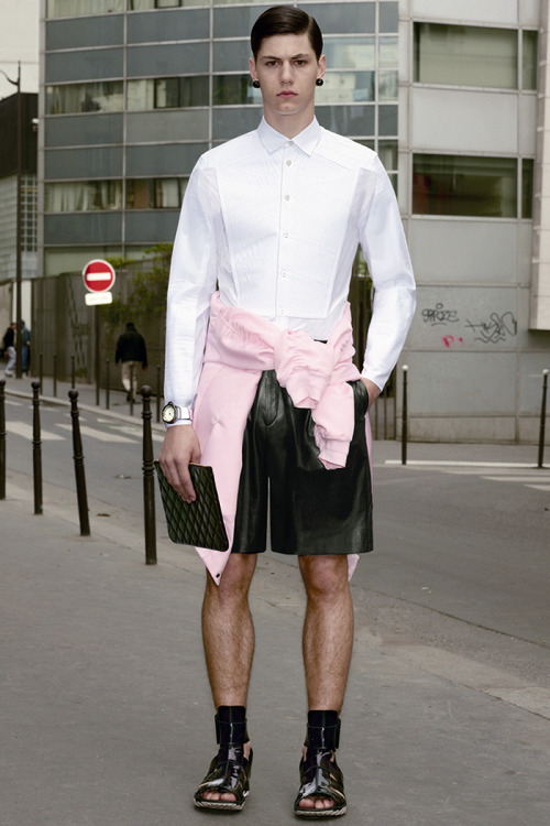 leauxnoir:  GIVENCHY pre-spring 2013 RTW Menswear 