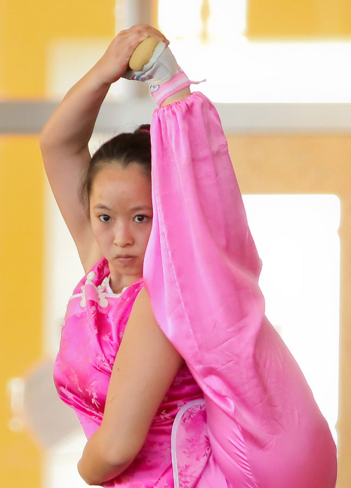 Emily Hsu - UC Berkeley - 07-Mar-20092009 Wushu Collegiate National Championships