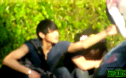 hunhanlicious:  doojoongetinme:  Suho covering Tao from the sun   Suho showing his