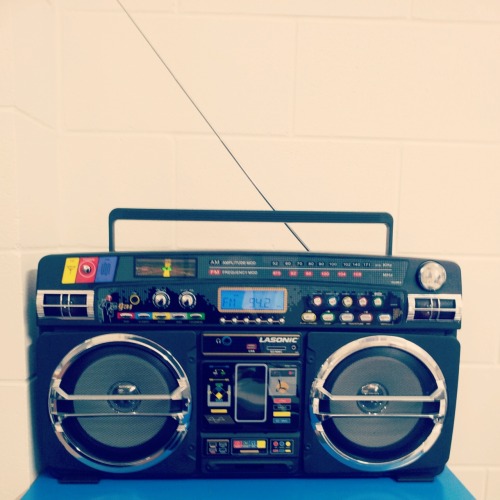 Such a cool stereo.