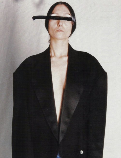 acid-white:   maison martin margiela fall winter 2001/02 
