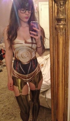 farlanghn:  I love nerdy girls! 