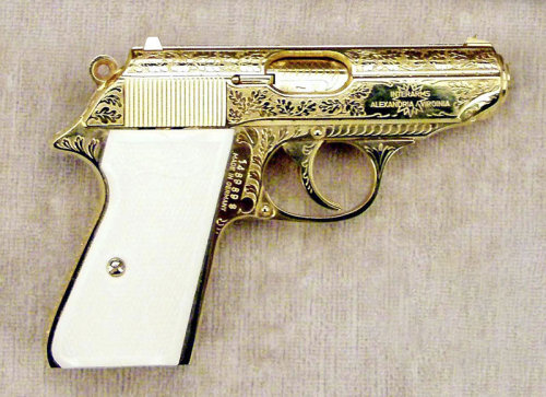 Famous Pocket Pistol.380 Walther PPK owned by Jack Lord, star of the original “Hawaii Five-0&r